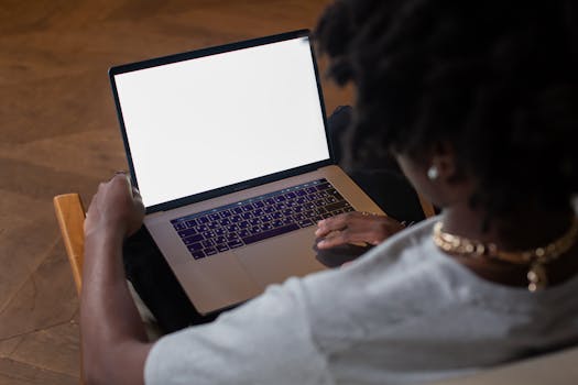 image of a freelancer happily working on a concept map